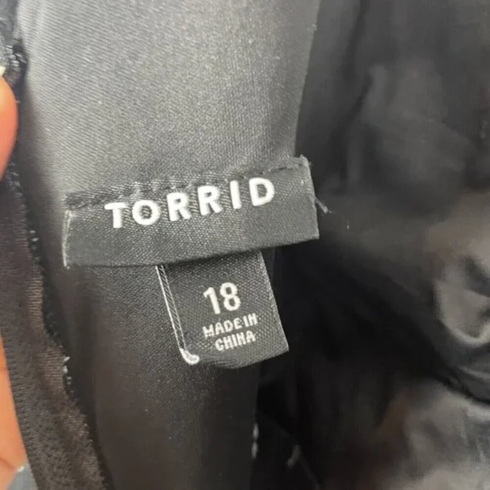 Torrid Special Occasion Floral Pink Flowers Dress​​ - Picture 8 of 9